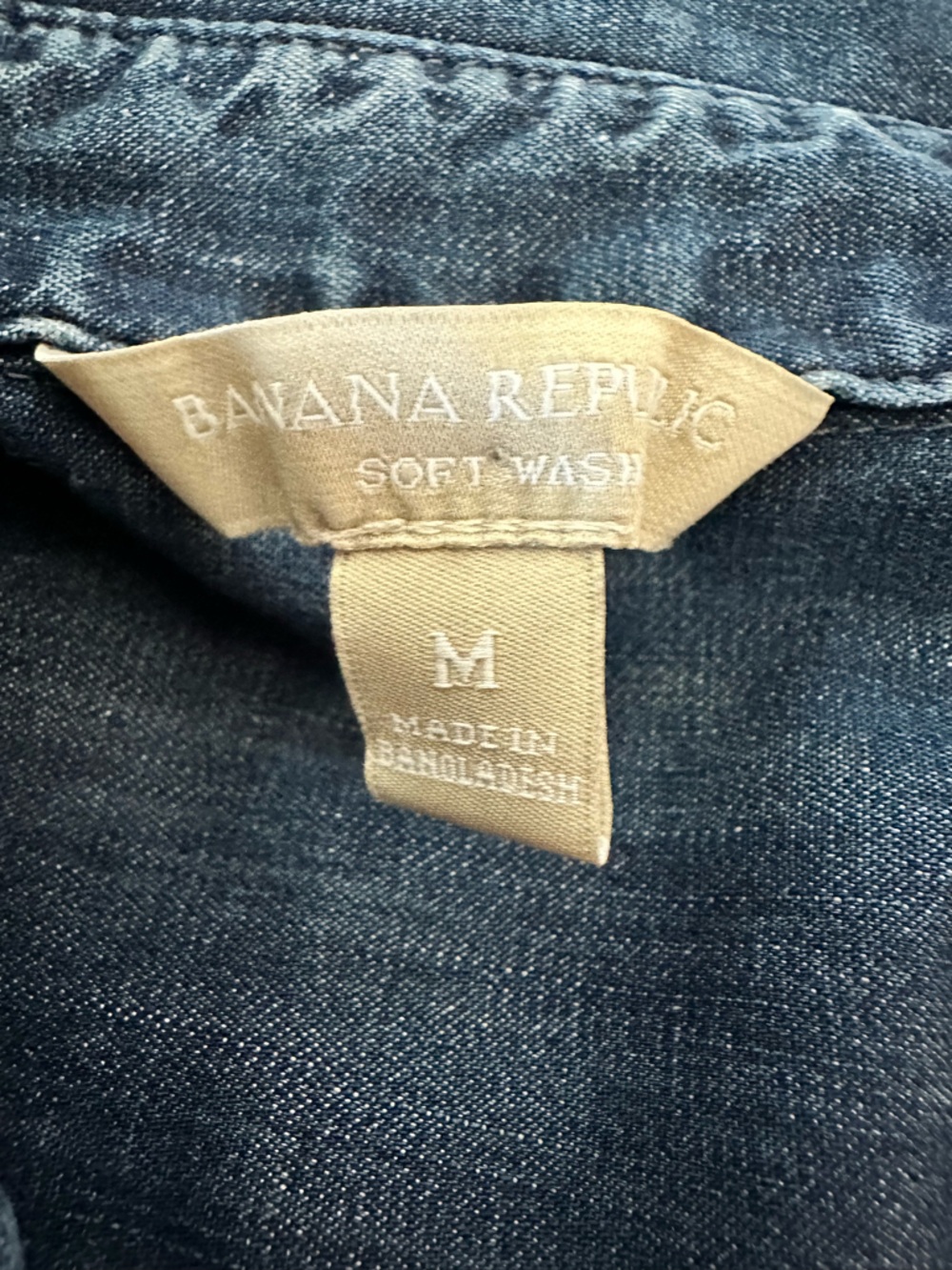 Banana Republic Soft Wash Denim Cotton Linen Button Down Shirt - Size M - Picture 4 of 5